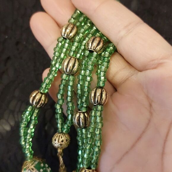 Vintage Handmade Green and Gold Tone Beads Double Strand Station Necklace - Picture 6 of 6